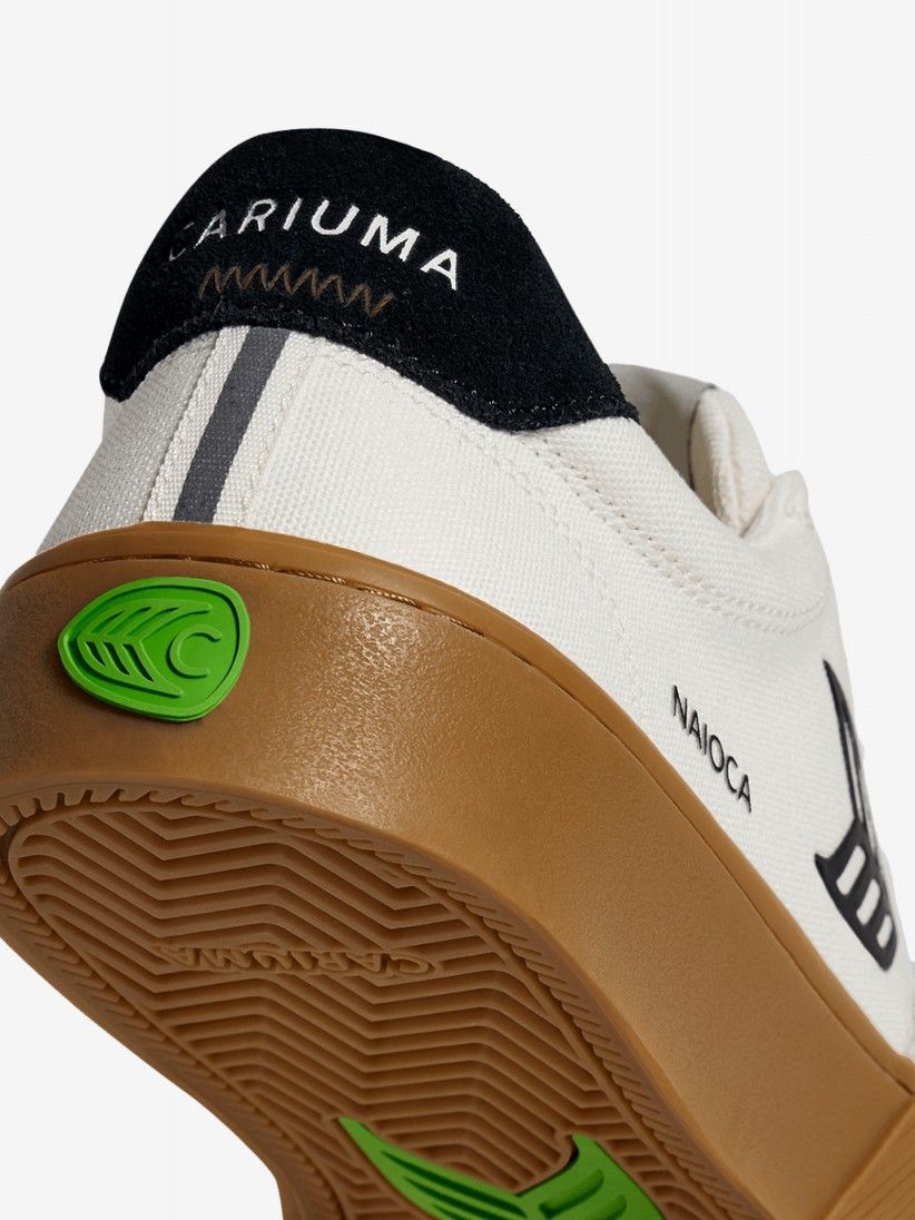 Cariuma Naioca Sneakers