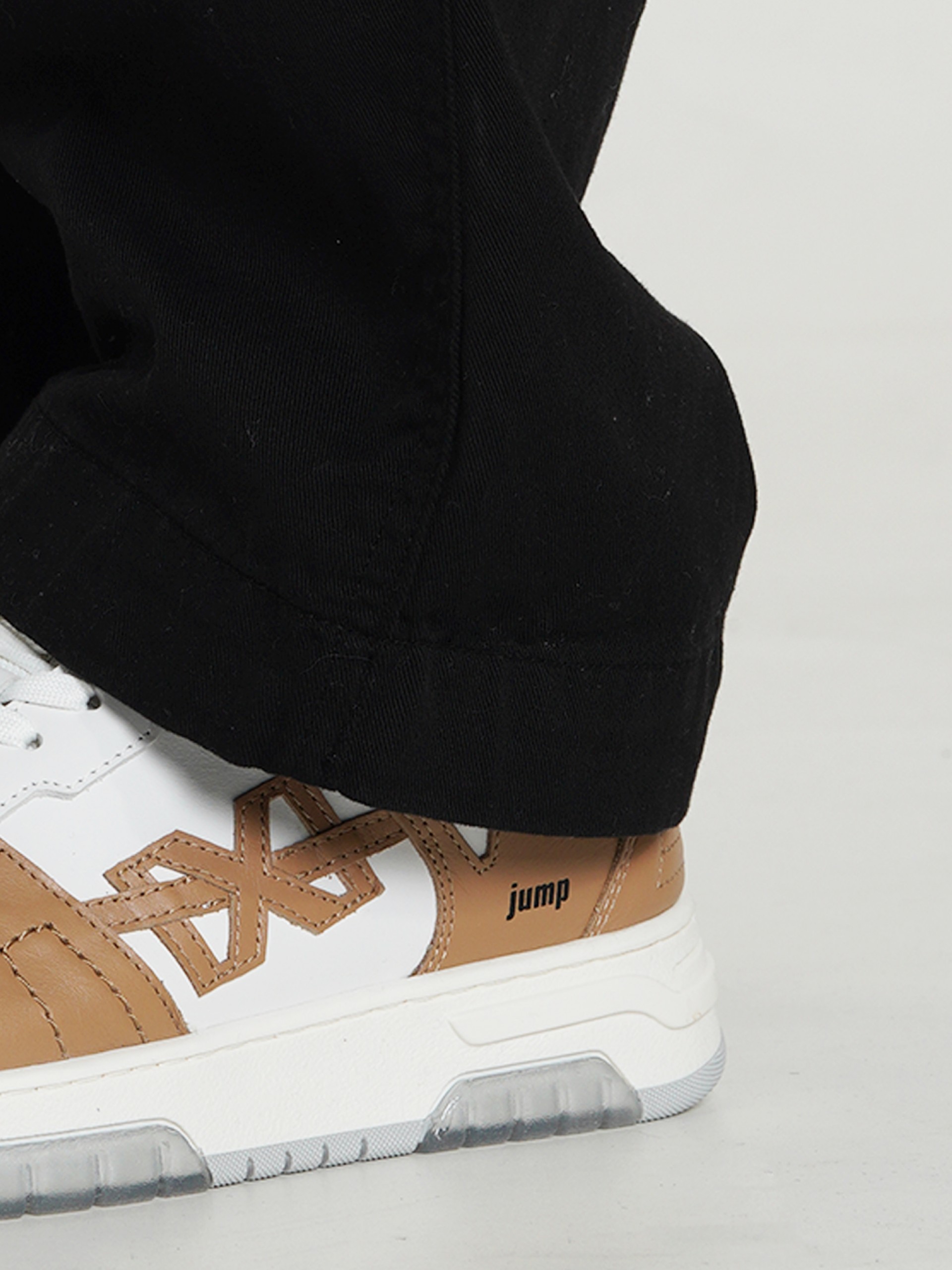 Pixis Jump Sneakers
