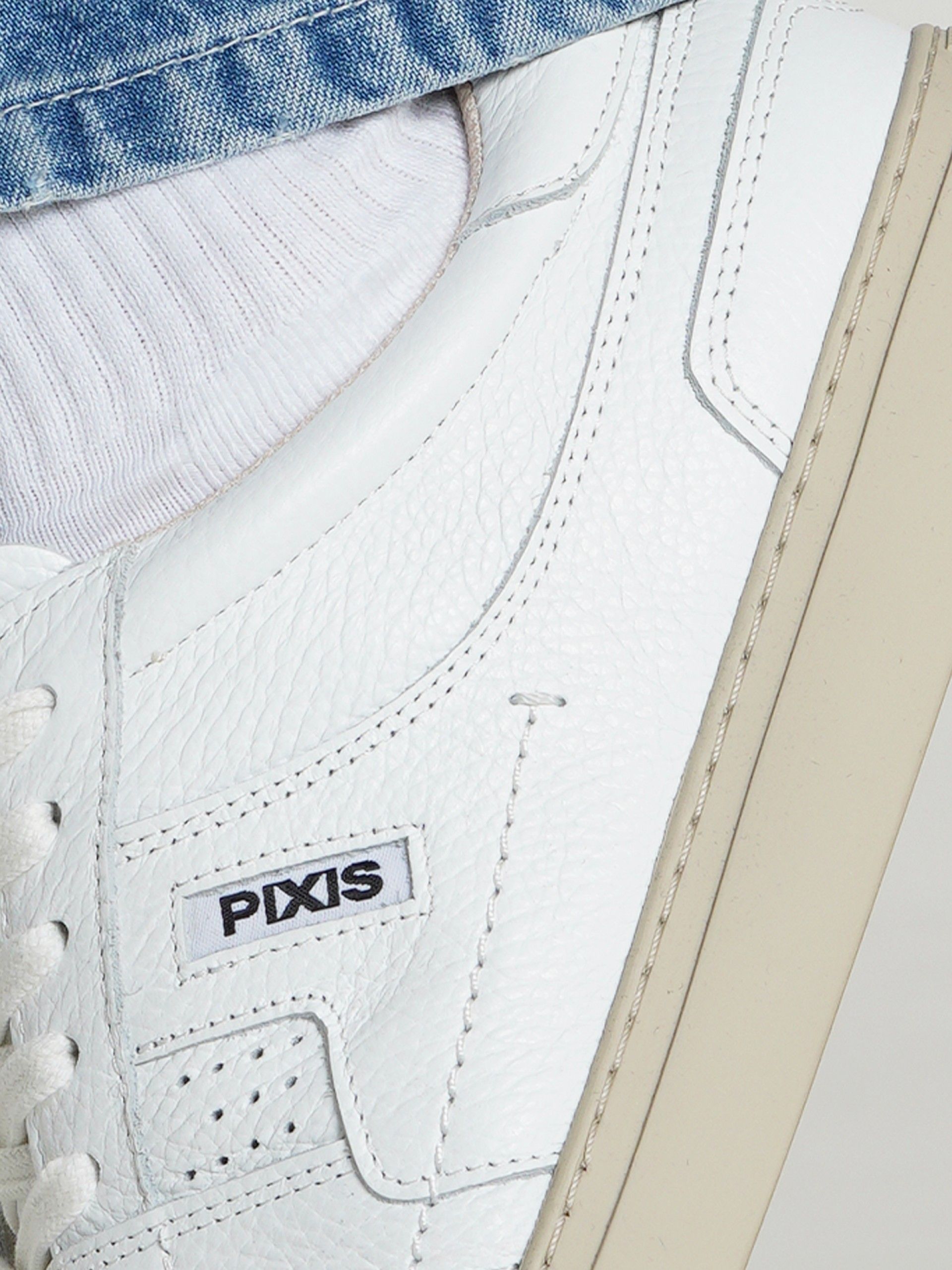 Pixis Boblow Sneakers
