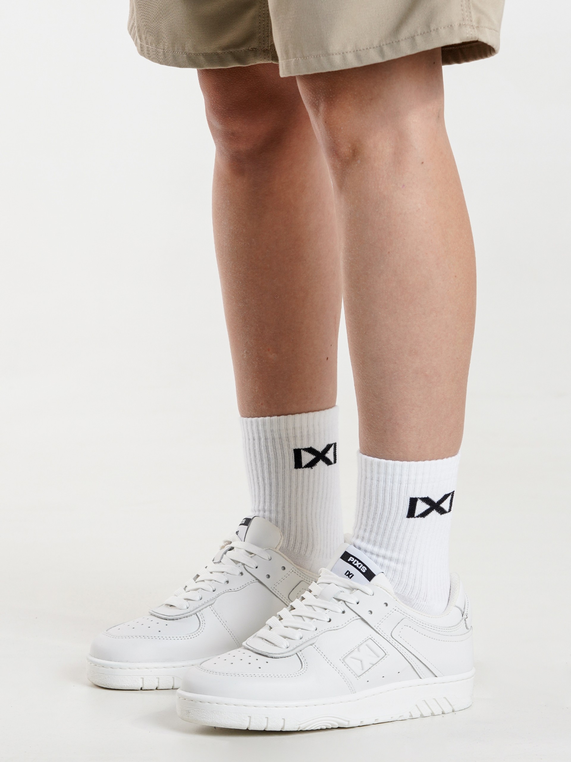 Pixis Hoop Sneakers