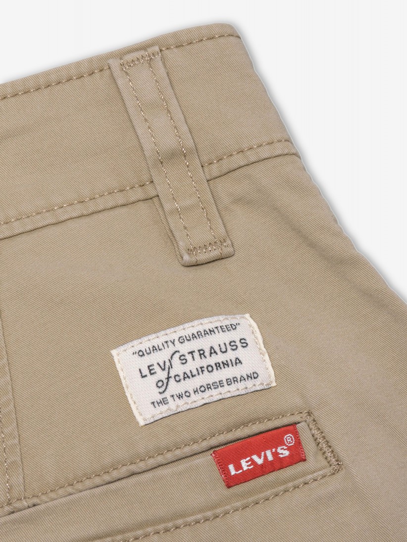 Cales Levis Chino