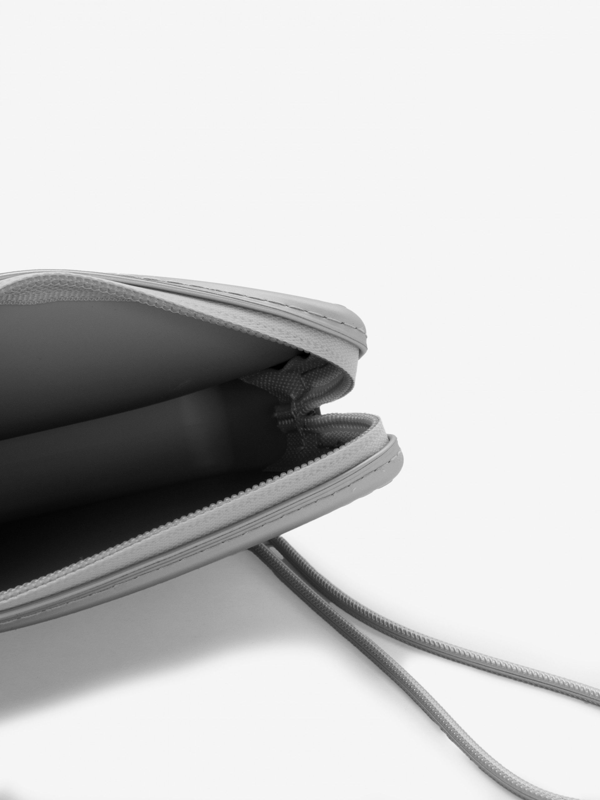 Bolso Havaianas Mini Bag Plus Cool Metallic Plateado