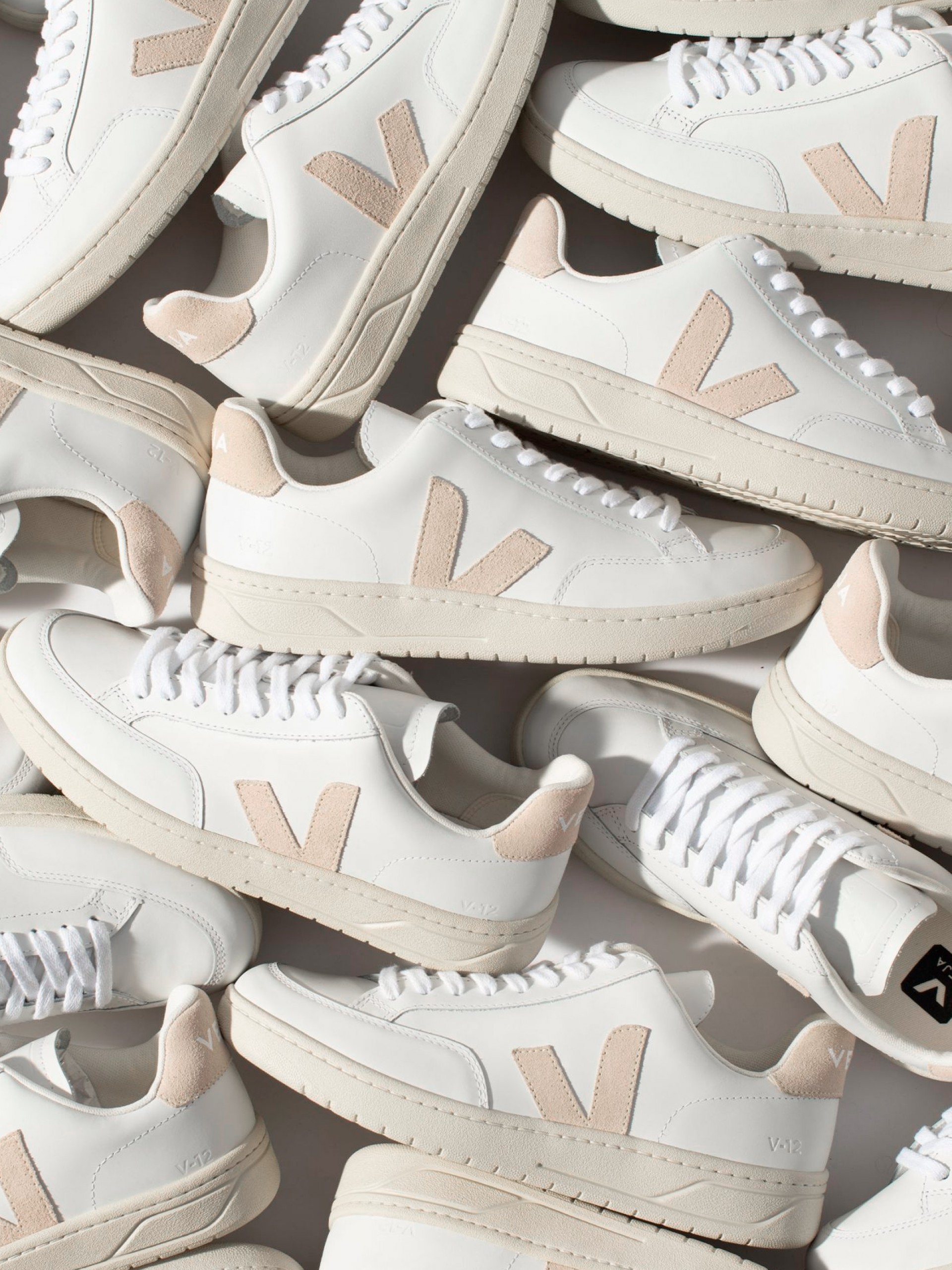 VEJA V-12 Leather Sneakers