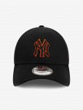 New Era New York Yankees Team Outline 9FORTY Cap