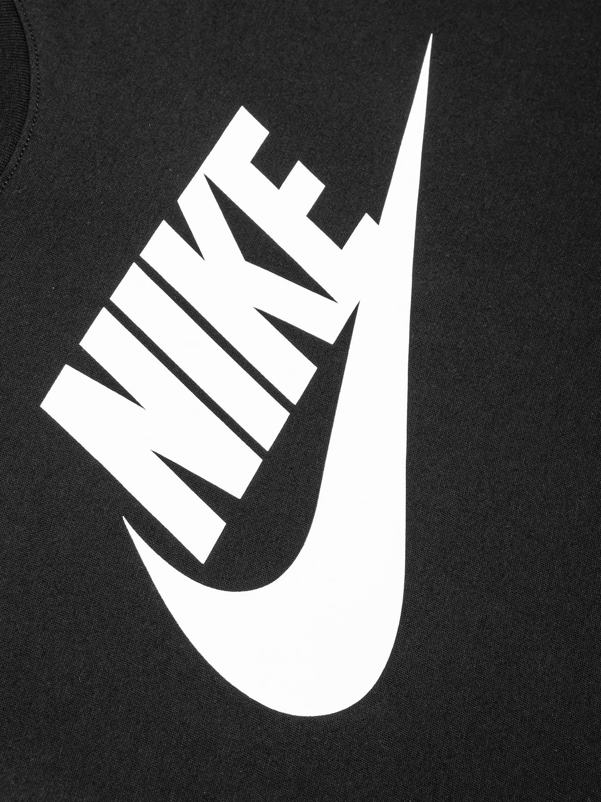 Camiseta Nike Sportswear Icon Futura