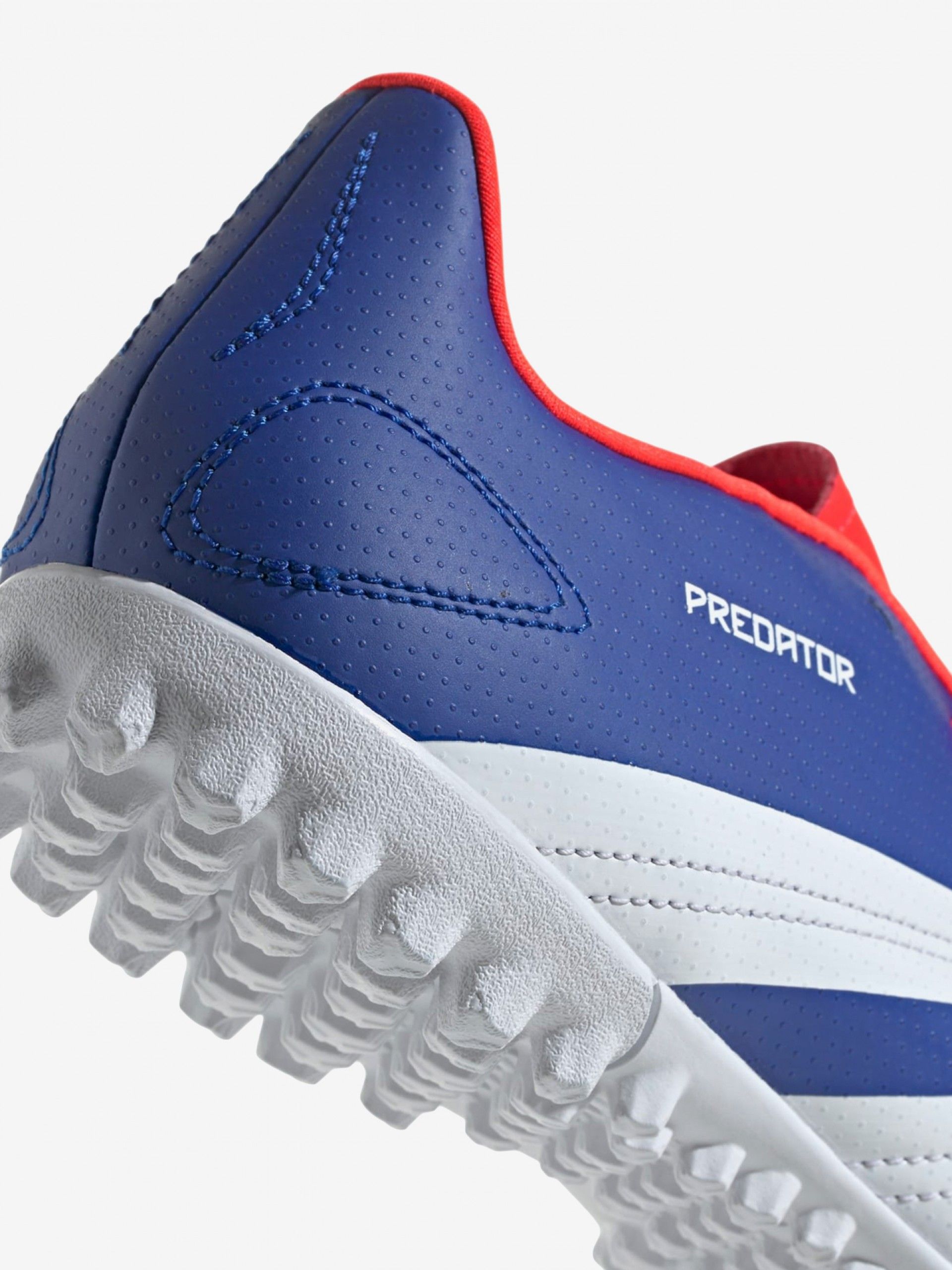 Sapatilhas Adidas Predator Club TF