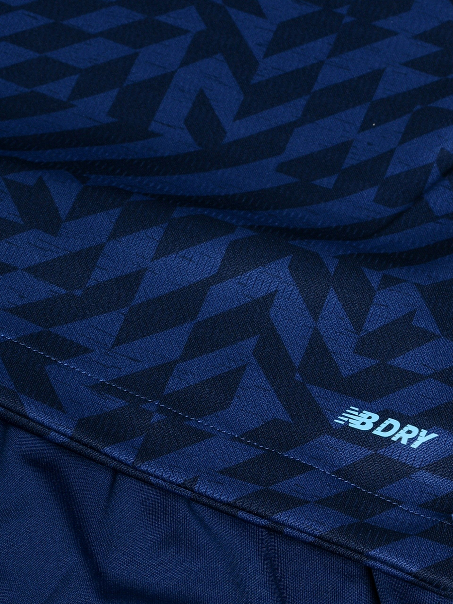 3º Equipamento New Balance F. C. Porto Junior EP24/25