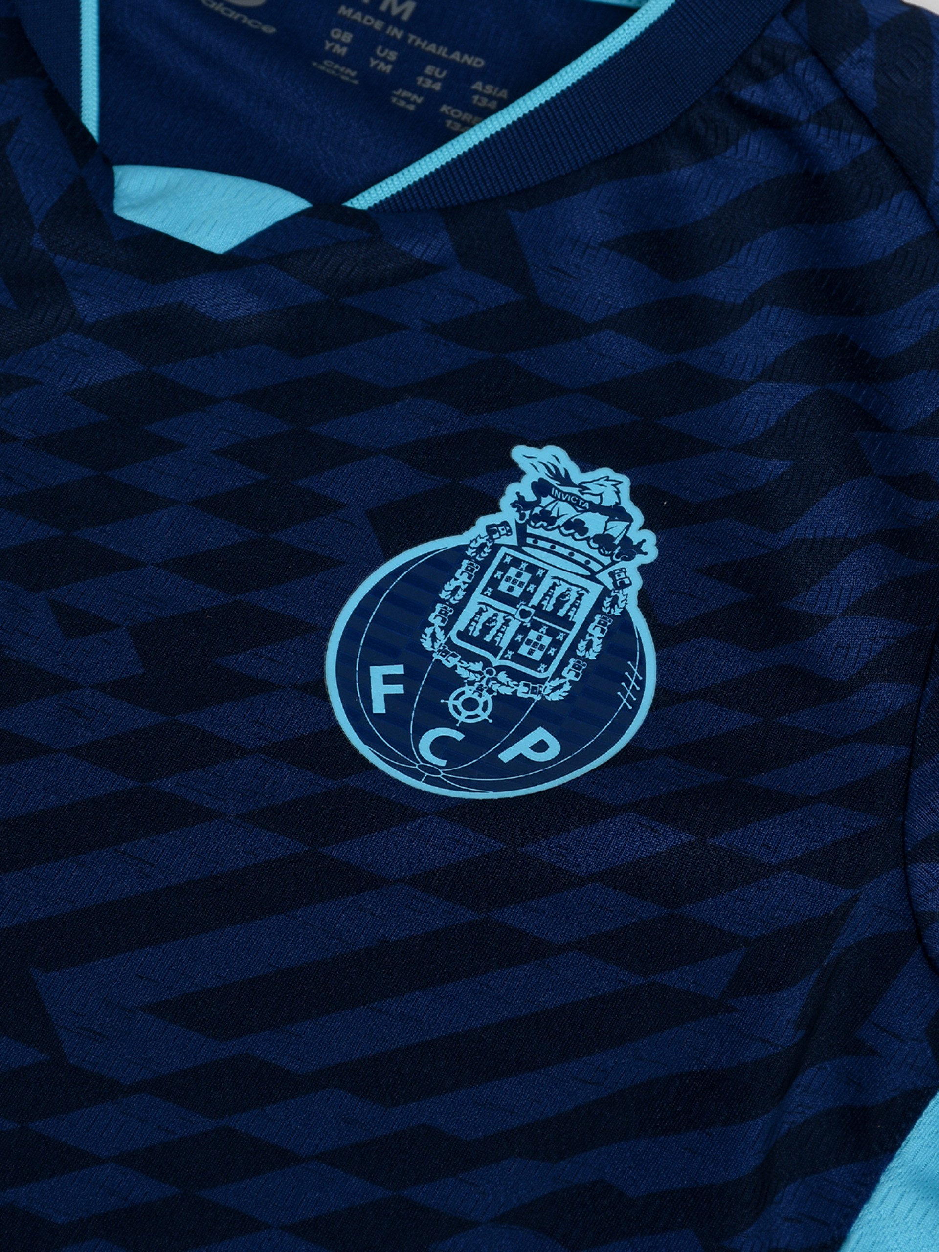 3º Equipamento New Balance F. C. Porto Junior EP24/25