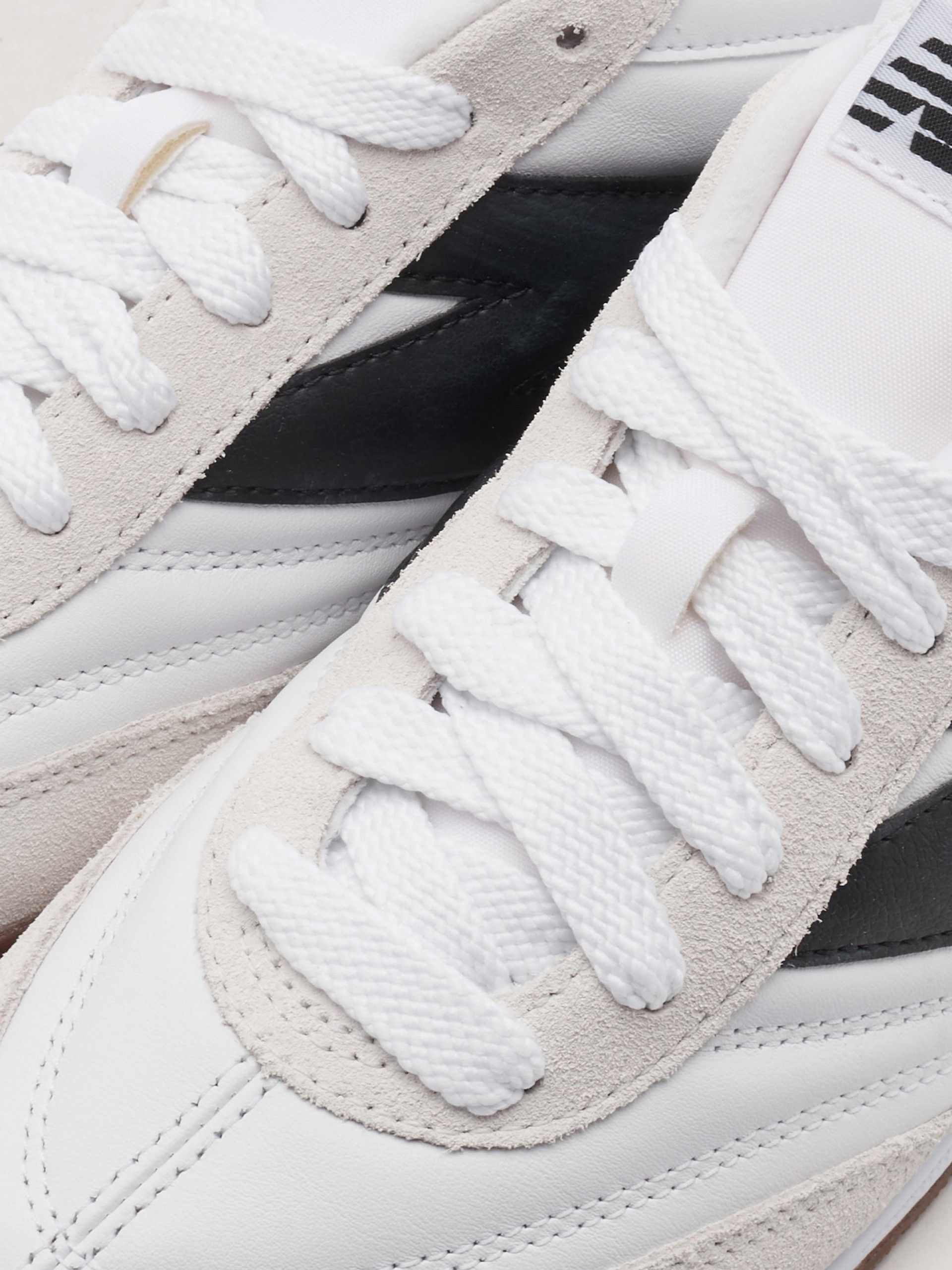 New Balance URC42 V1 Sneakers