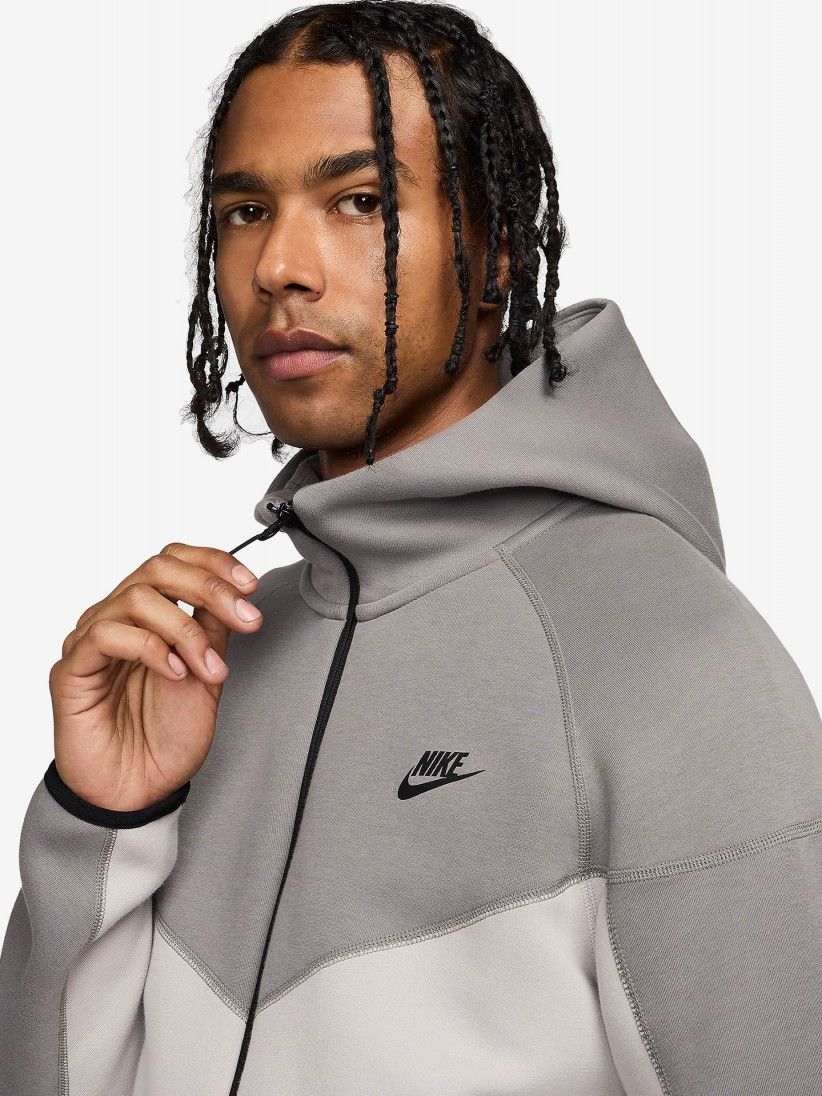 Casaco Nike Sportswear Tech Fleece Windrunner