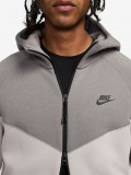 Casaco Nike Sportswear Tech Fleece Windrunner