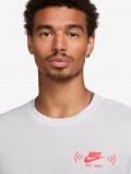 T-shirt Nike Sportswear Swoosh Branca