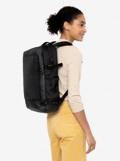 Eastpak Tecum M CNNCT Backpack