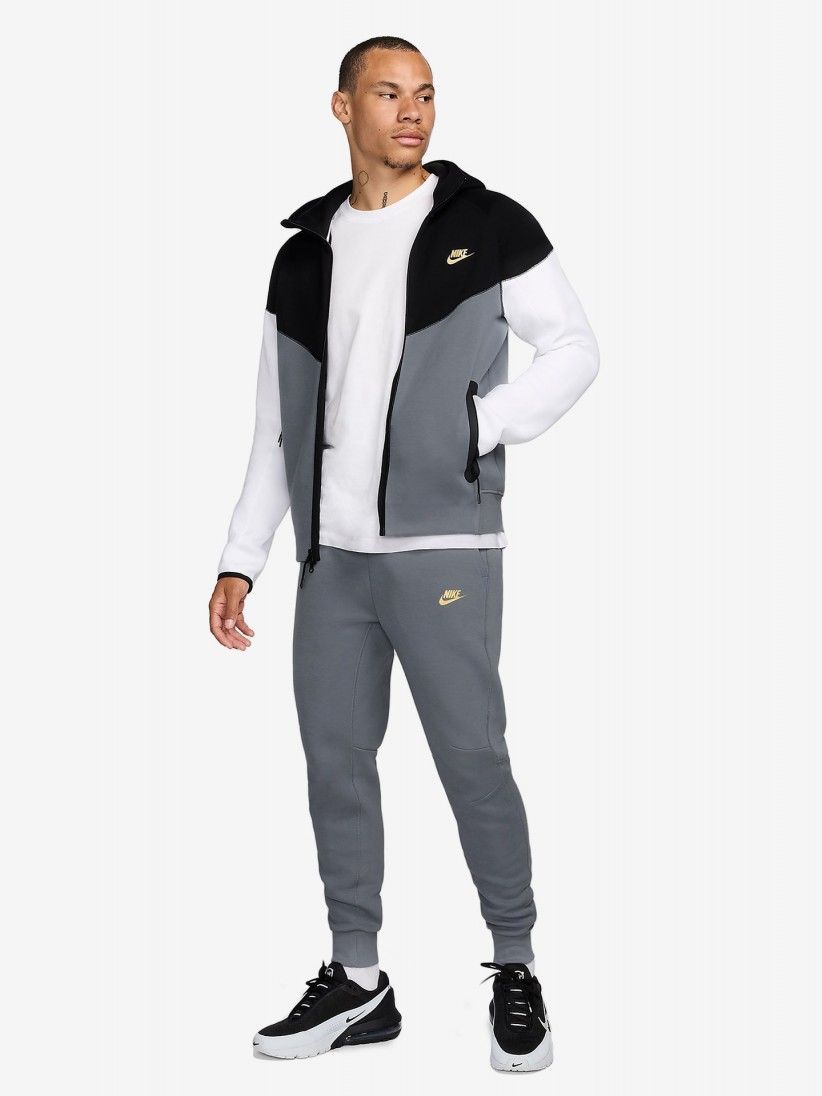 Casaco Nike Sportswear Tech Fleece Windrunner