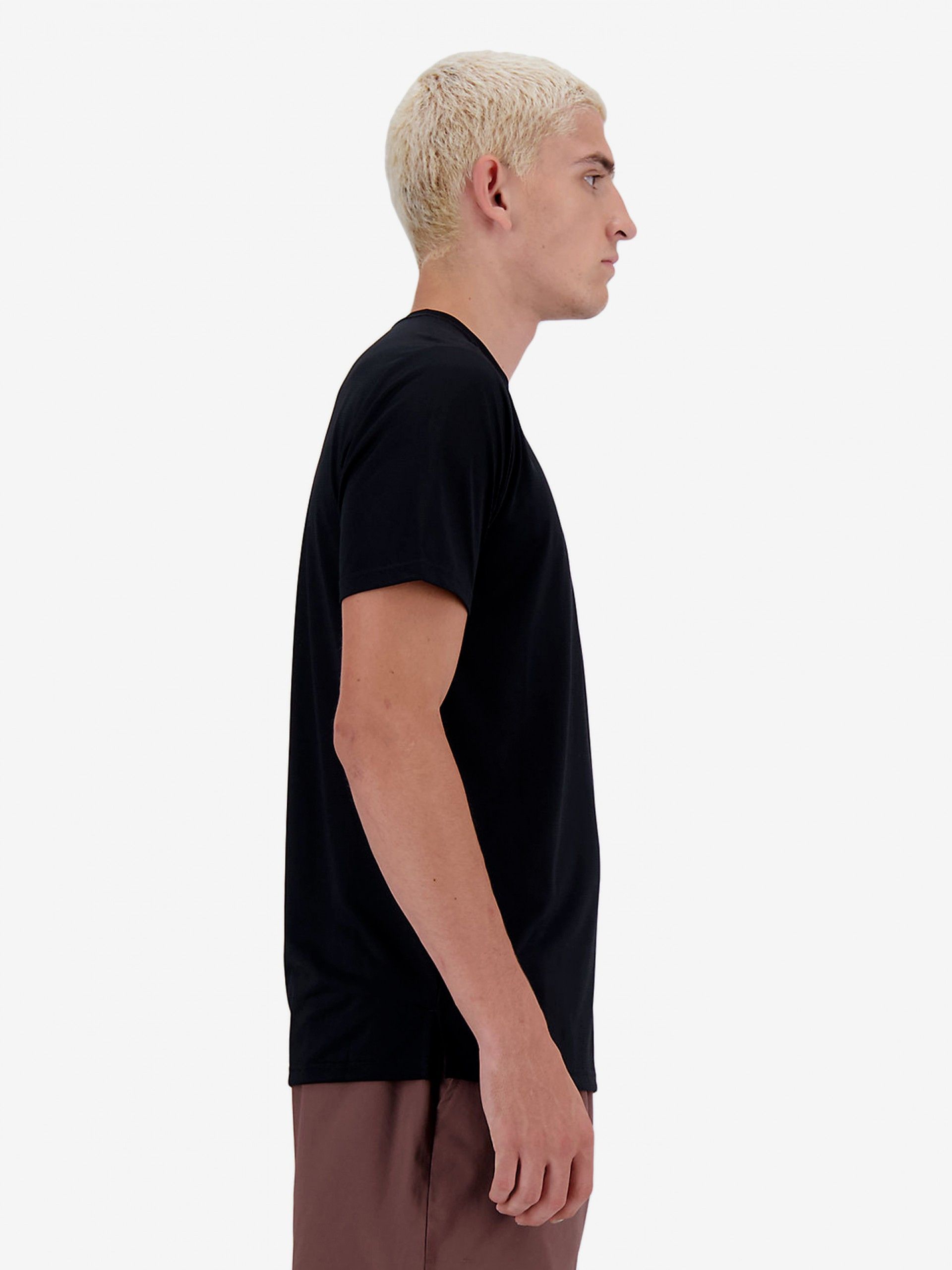 Camiseta New Balance Sport Essentials Negra