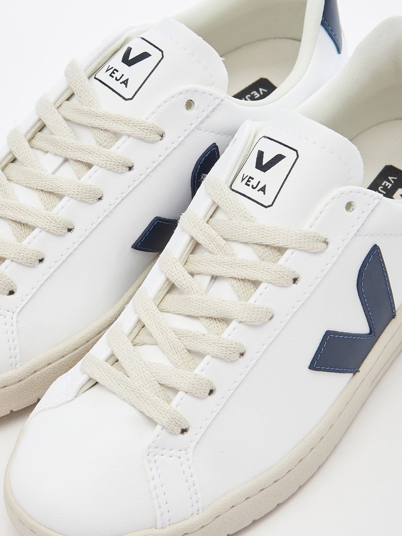 Veja Urca Sneakers