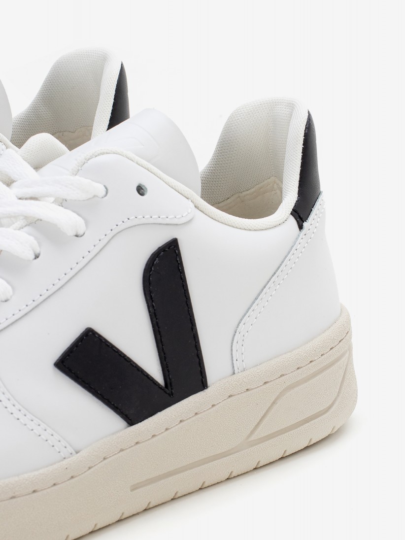 Veja V-10 Sneakers