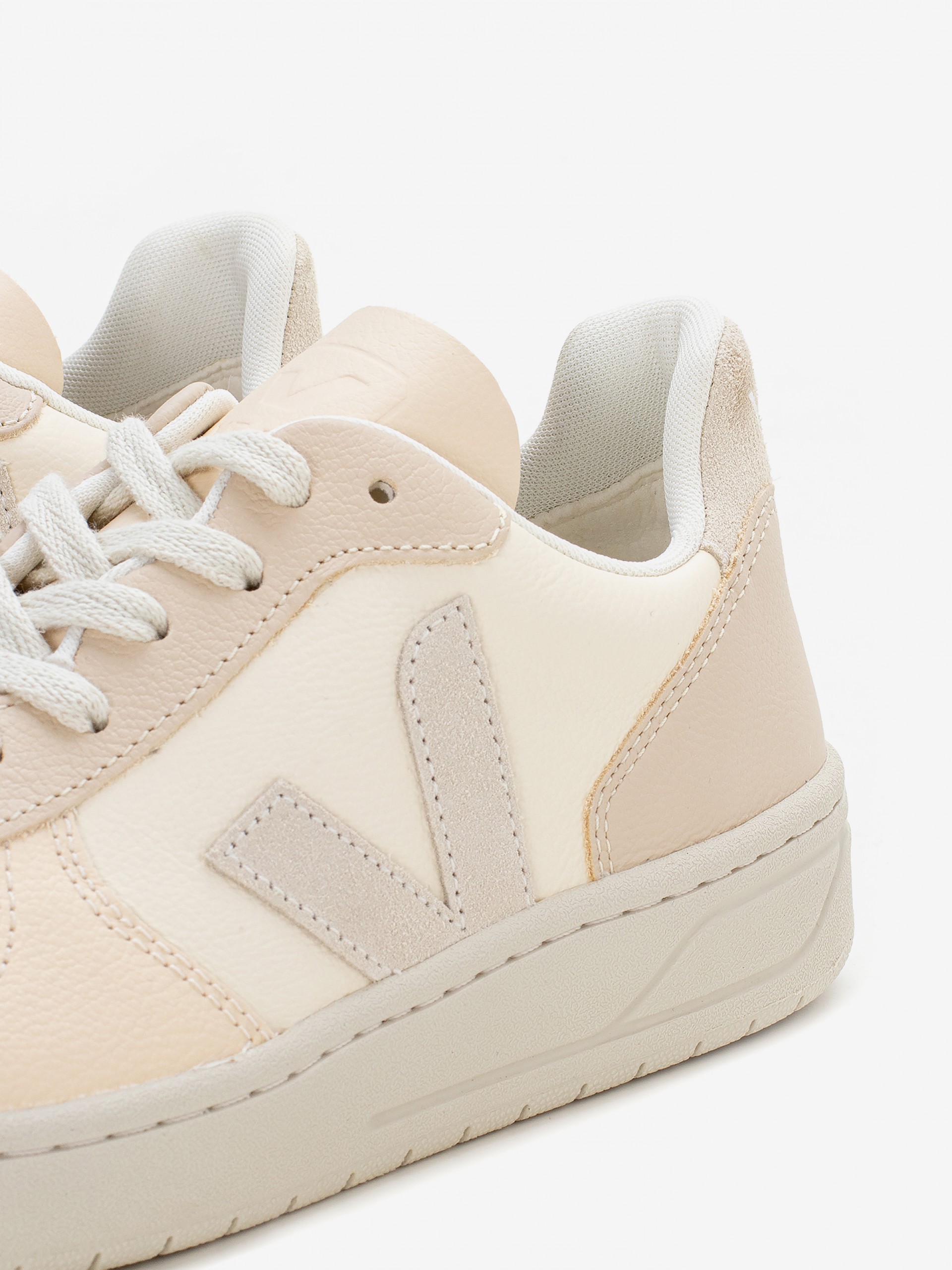 Sapatilhas VEJA V-10