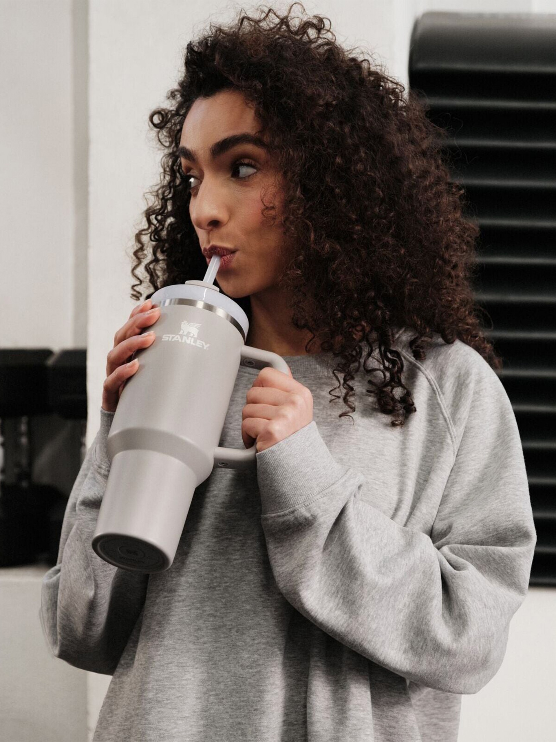 Vaso Térmico Stanley Quencher H2.0 Flowstate Tumbler 1.2L Gris