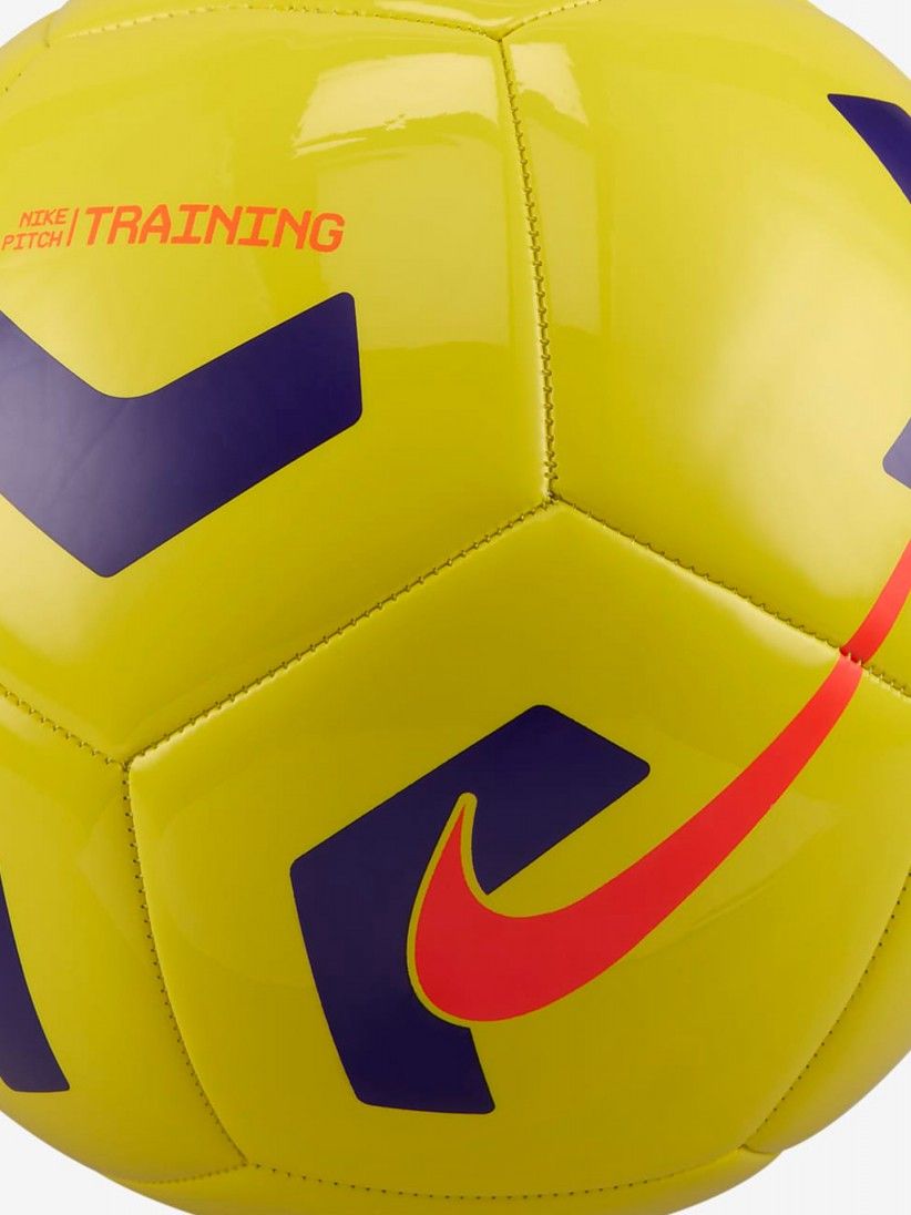 Nike Pitch Training Ball