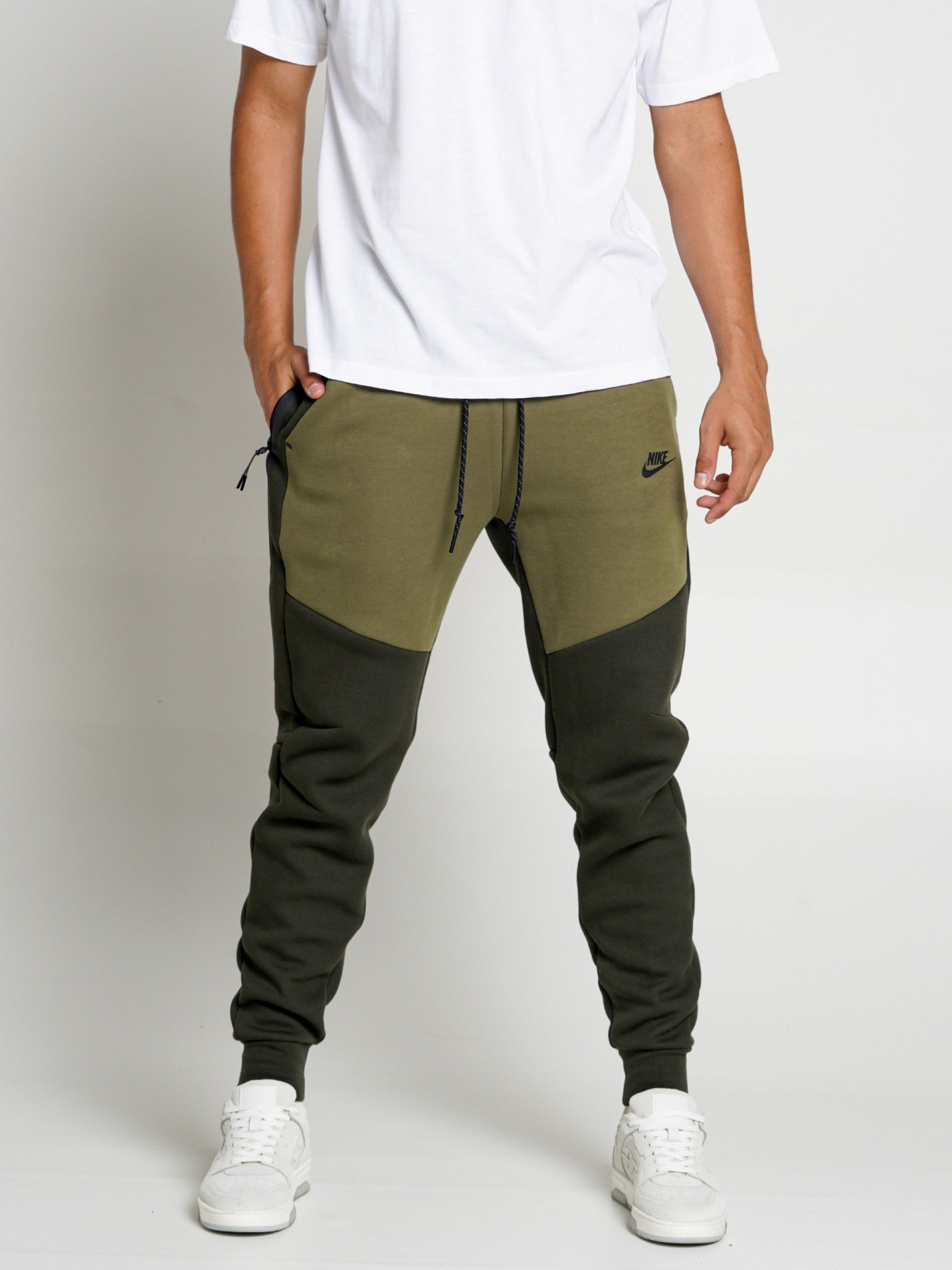 Pantalones Nike Tech Fleece Slim Fit
