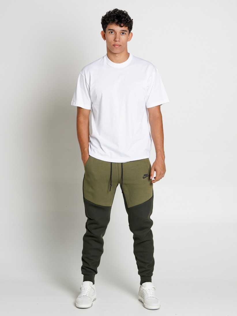 Nike Tech Fleece Slim Fit Trousers