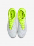 Nike Phantom Luna II Academy FG/MG Football Boots