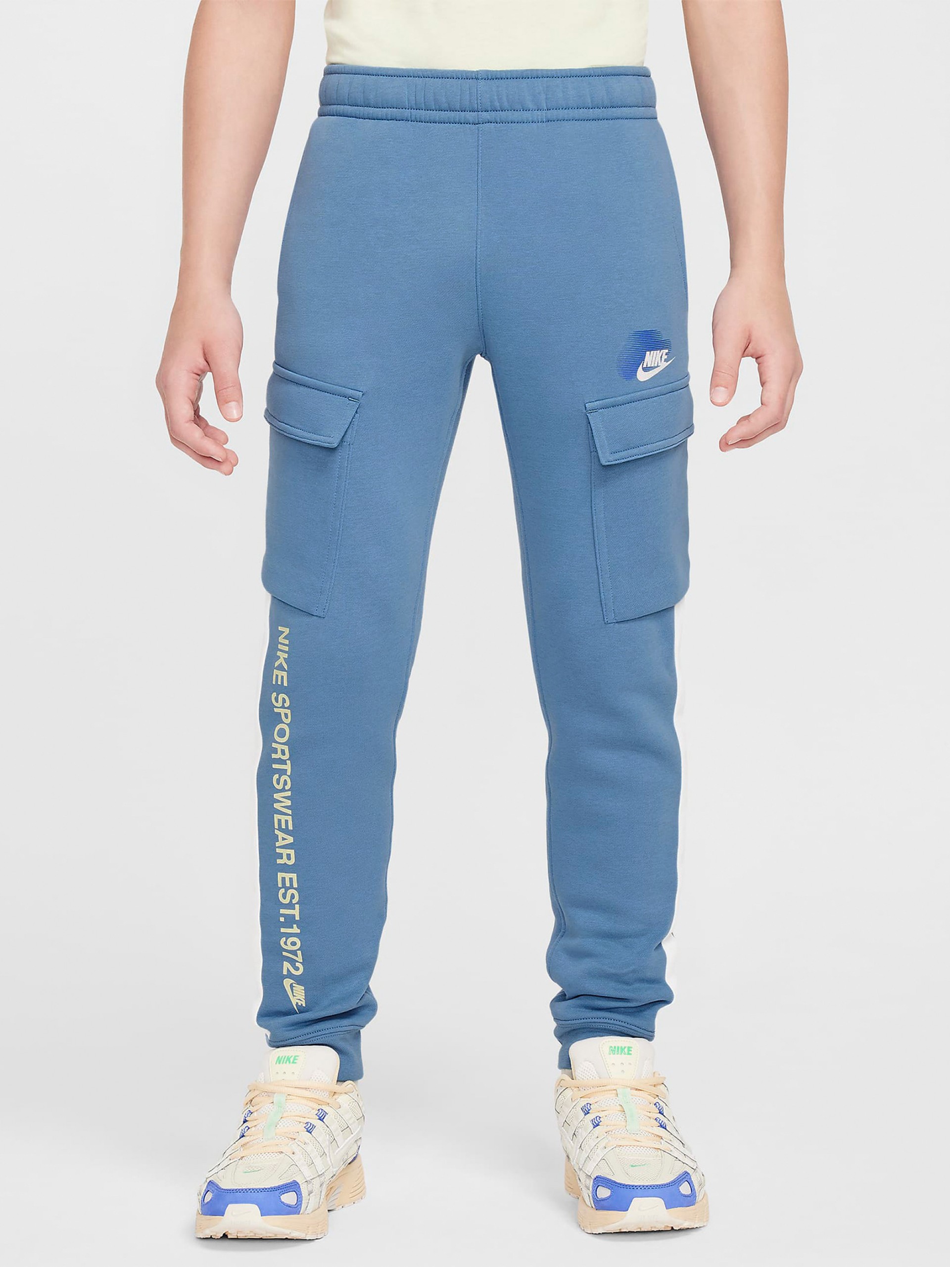 Calças Nike Sportswear Standard Issue Cargo Junior