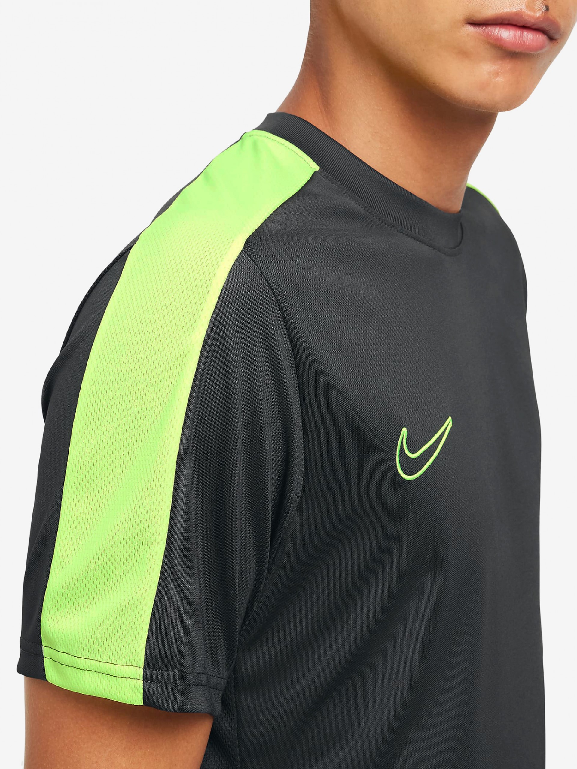 Nike Academy Dri-FIT T-shirt