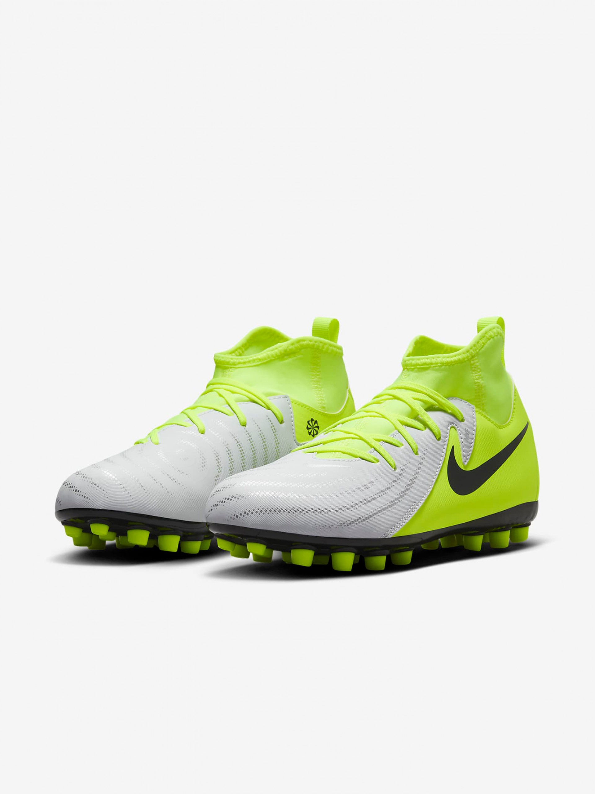 Nike Phantom Luna II Academy AG J Football Boots