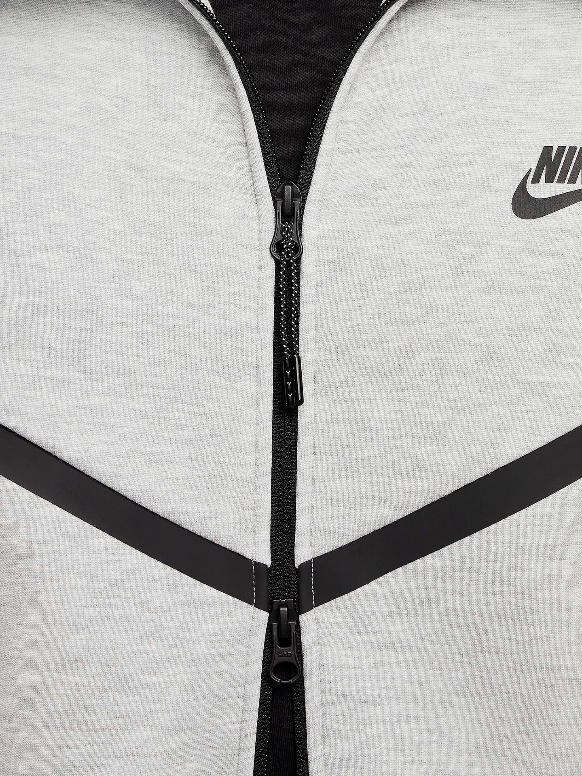Casaco Nike Tech Fleece Windrunner