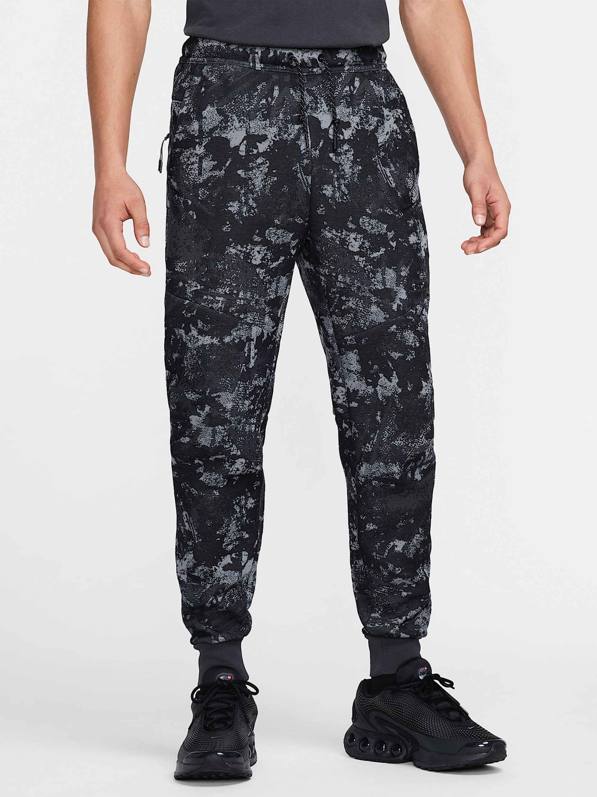 Nike Tech Fleece Camo Trousers