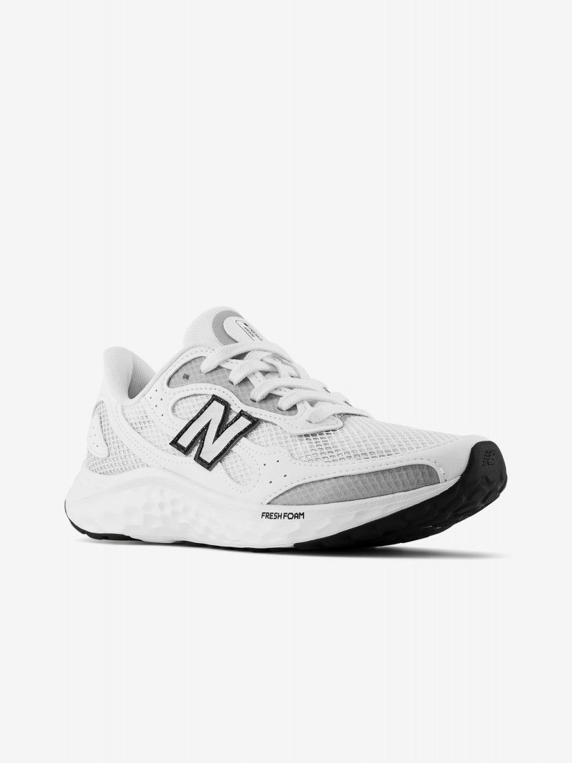 Zapatillas New Balance Fresh Foam Arishi v4 TIRALUX Blancas Para Mujer