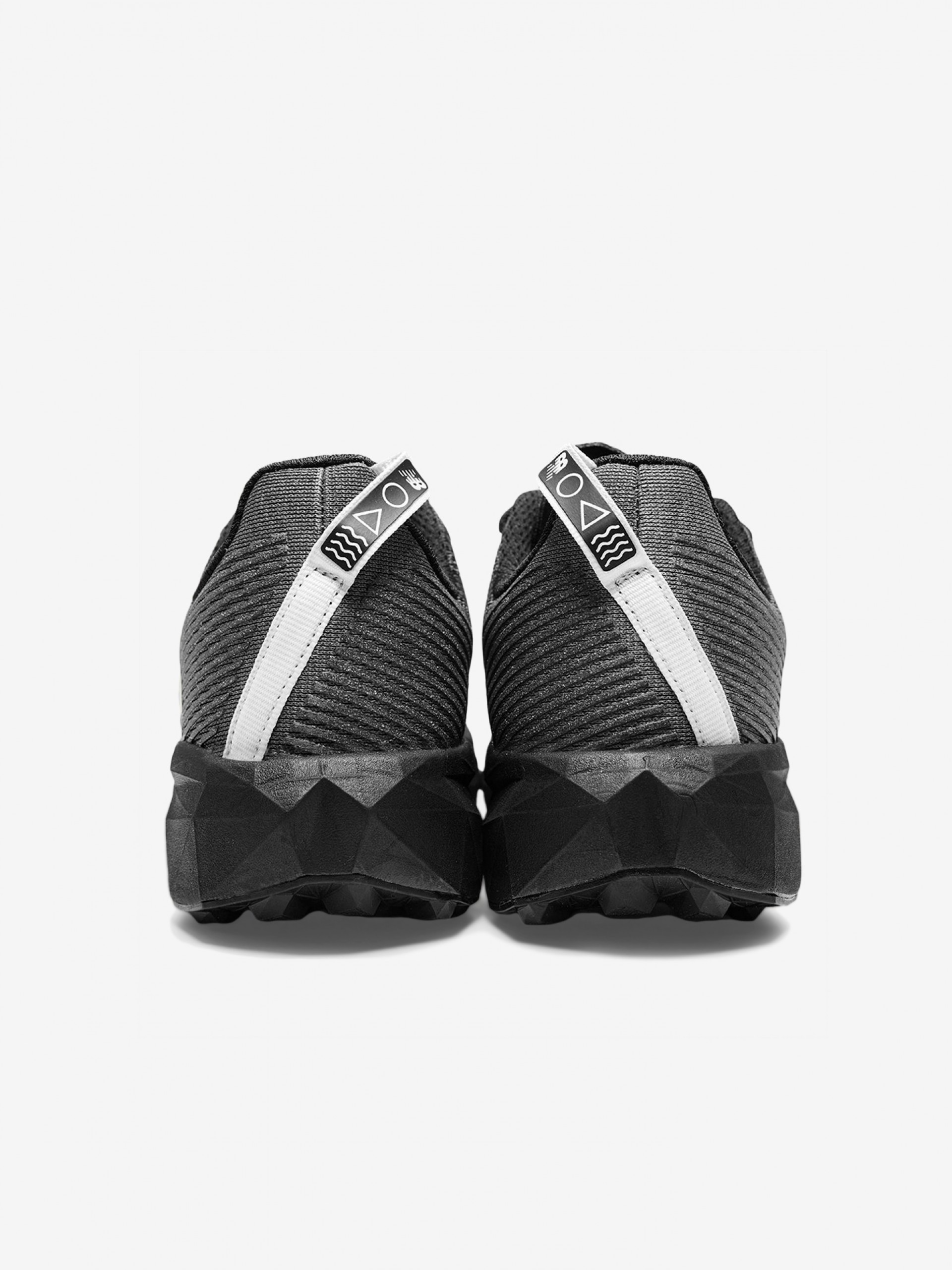 Sapatilhas New Balance FuelCell Venym V1 Pretas Para Homem