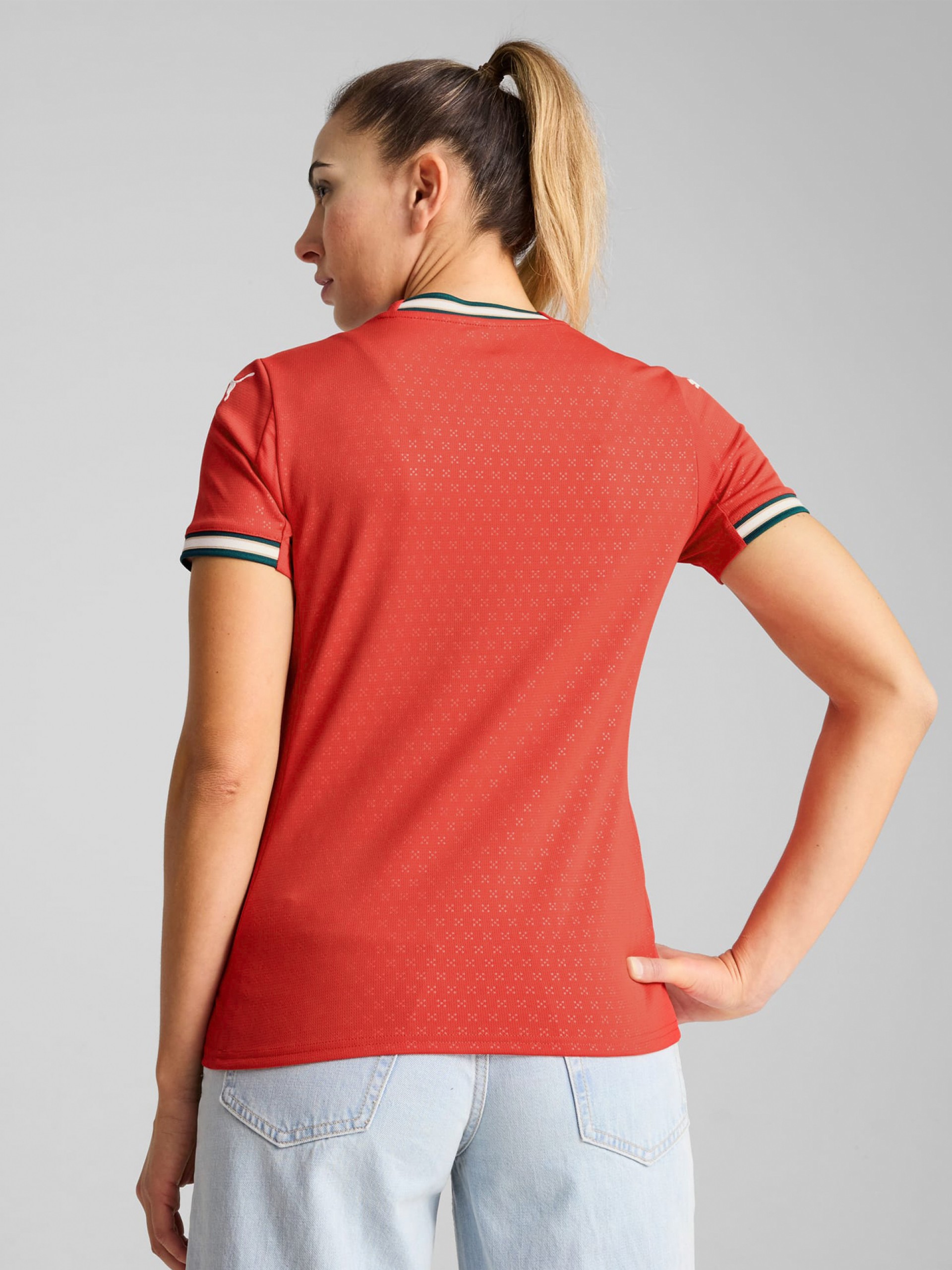 Camisola Puma Portugal Principal Vermelha W 2025