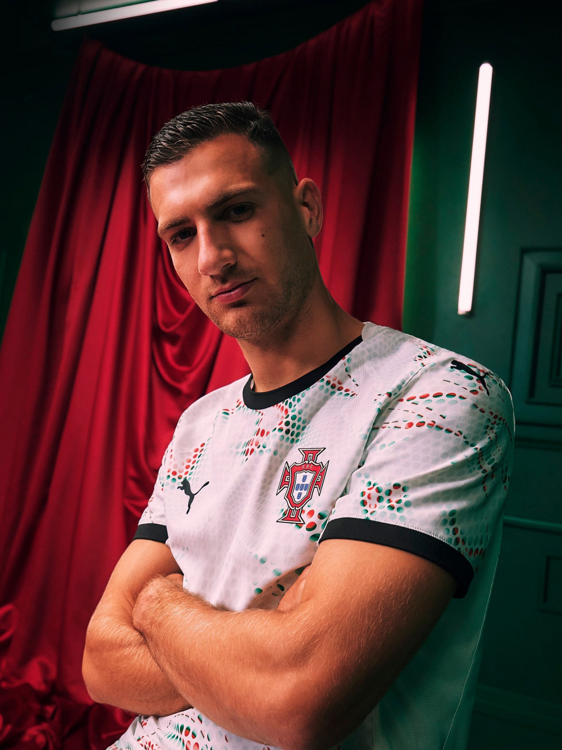 Camisola Puma Portugal Alternativa Autêntica Branca 2025