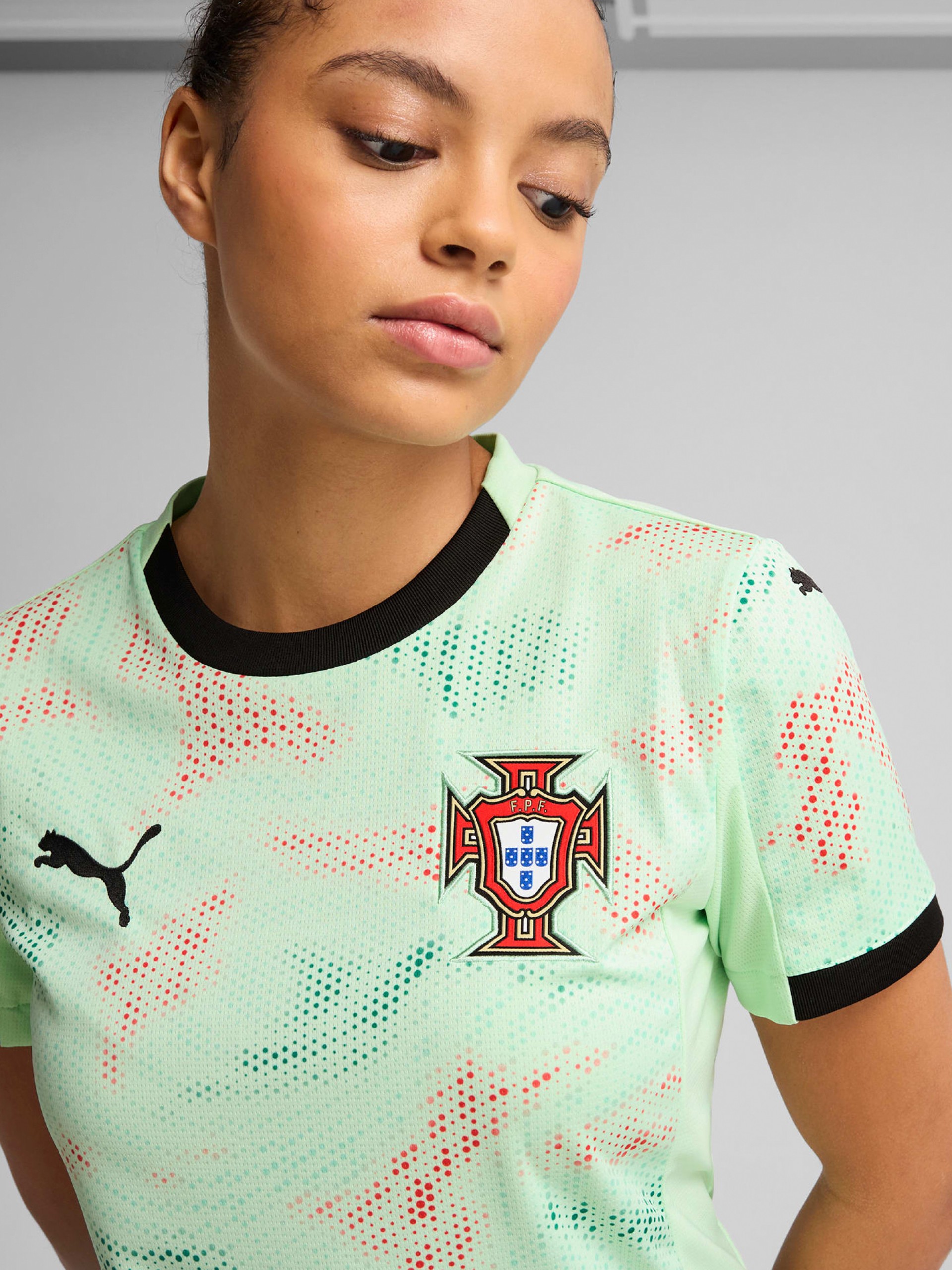 Puma Portugal Away Green W 2025 Jersey