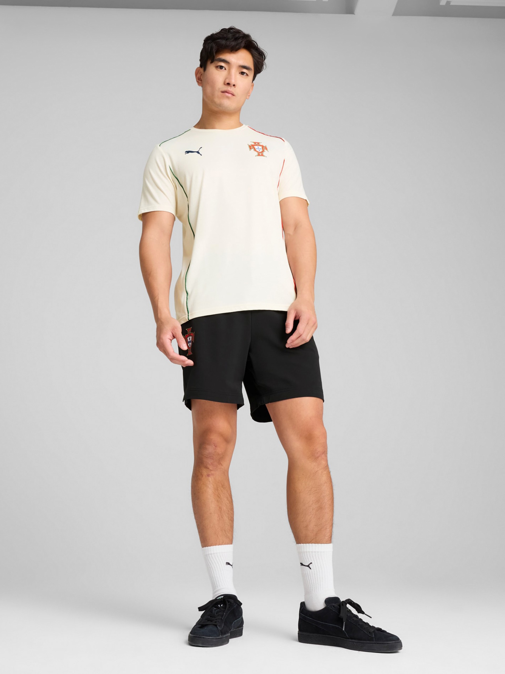 Calções Puma Portugal Aquecimento Tech Pretos 2025