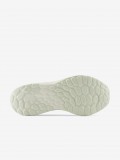 Sapatilhas New Balance Fresh Foam Arishi v4 TIRALUX Prateadas Para Mulher