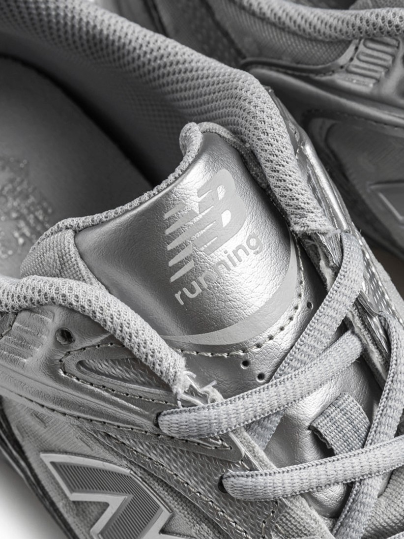 New Balance 530 V1 Sneakers