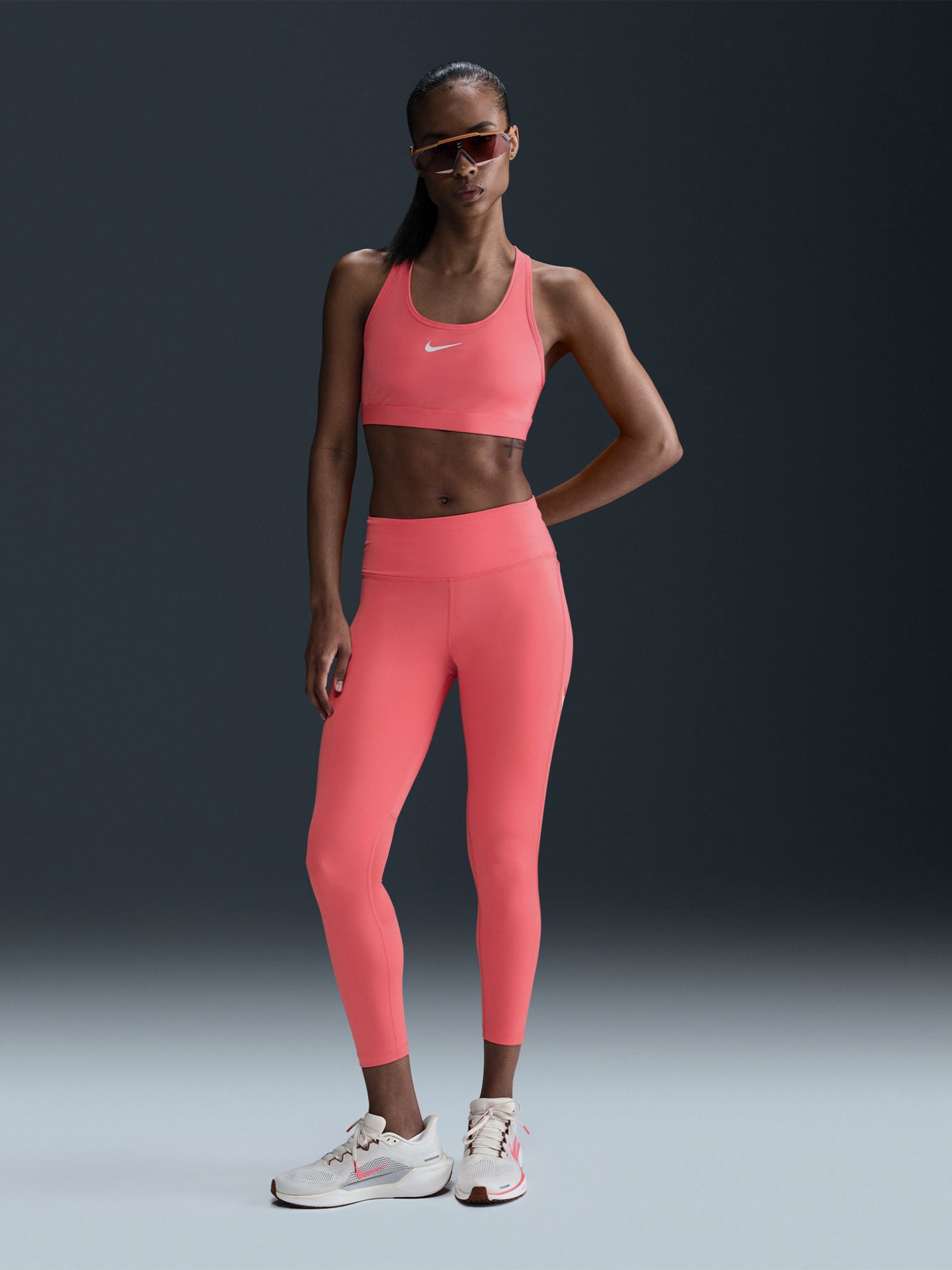 Leggings Nike Dri-FIT Fast Mid-Rise 7/8 Salmão Para Mulher