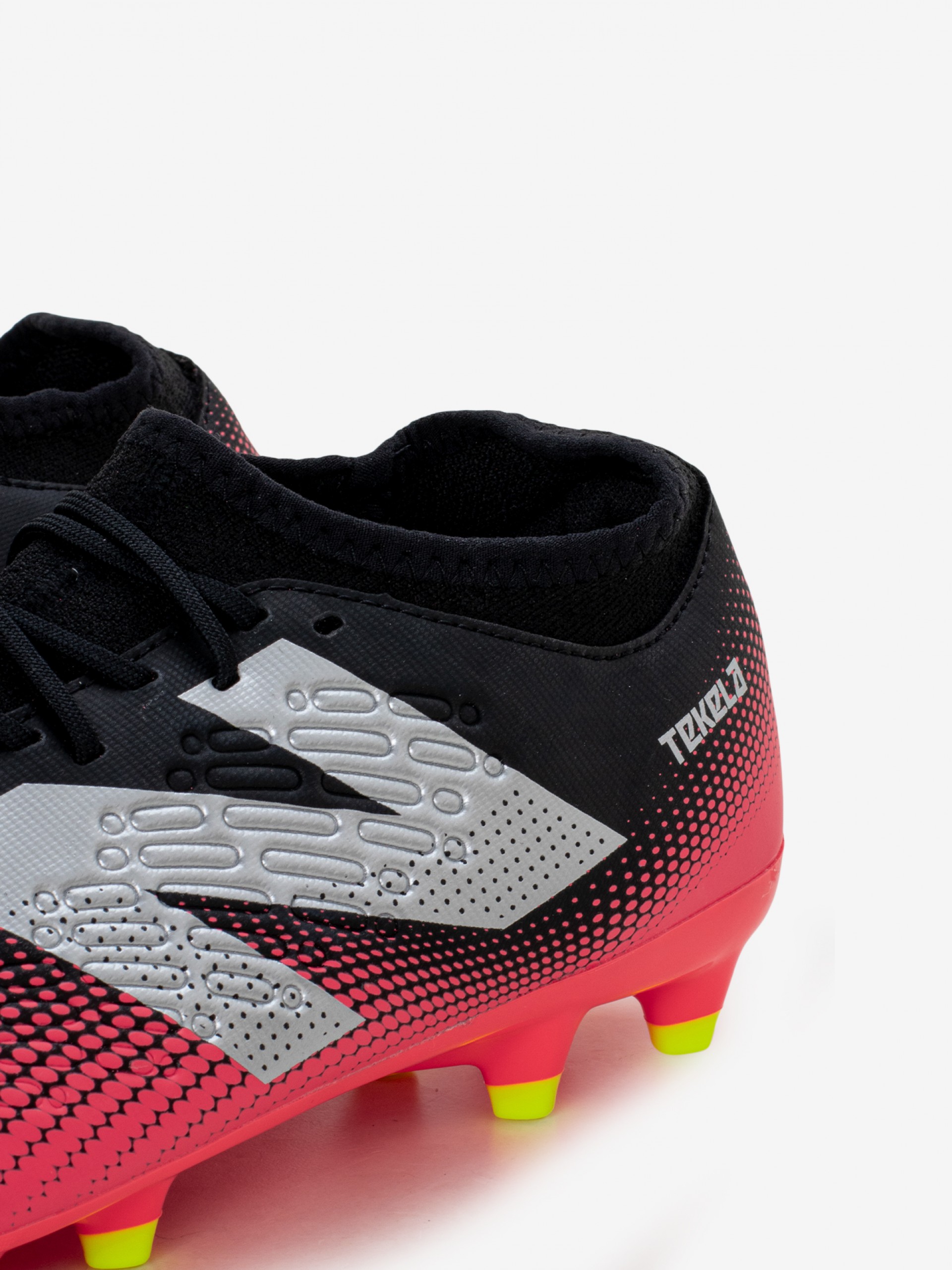 Botas de Fútbol New Balance Tekela Magique V4+ FG