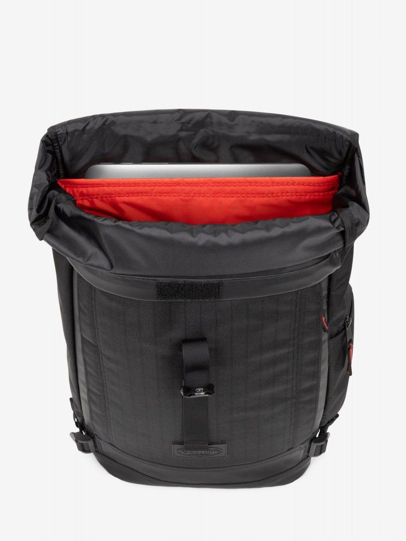 Mochila Eastpak Tecum Roll CNNCT Preta