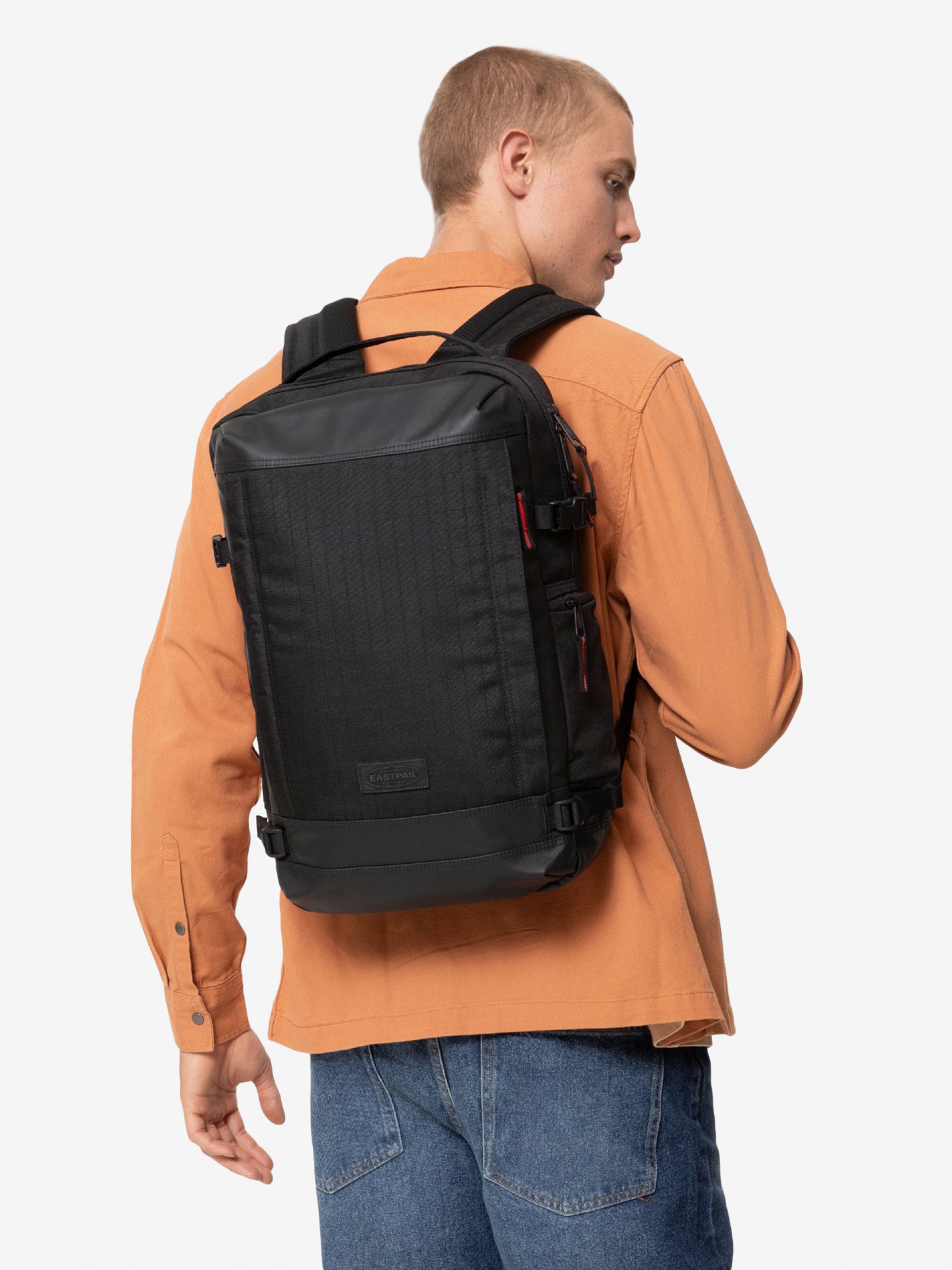 Mochila Eastpak Tecum M CNNCT Preta