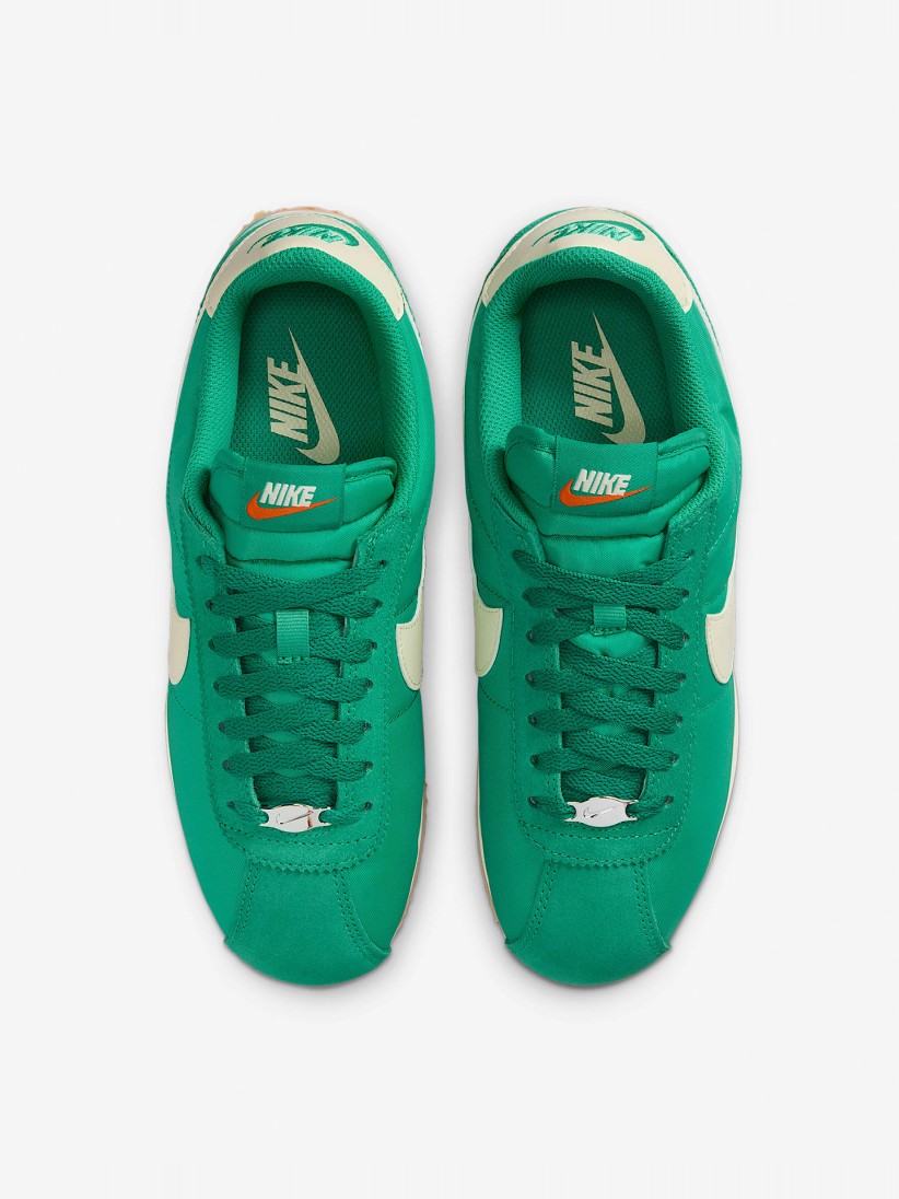 Sapatilhas Nike Cortez Verdes e Brancas Para Mulher