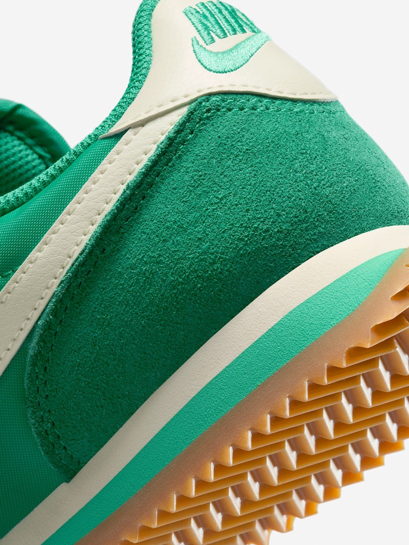 Sapatilhas Nike Cortez Verdes e Brancas Para Mulher