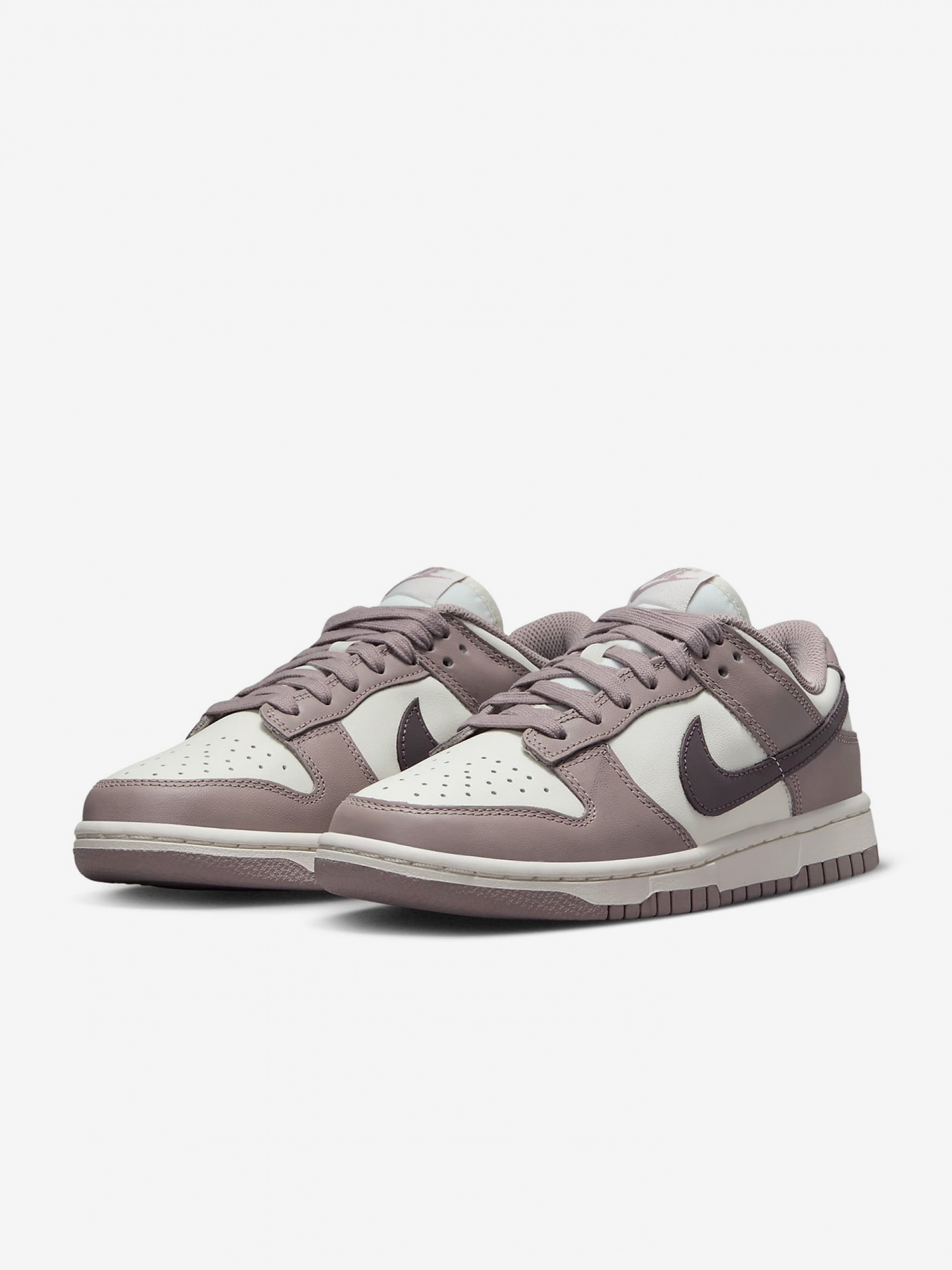 Sapatilhas Nike Dunk Low Brancas e Roxas Para Mulher