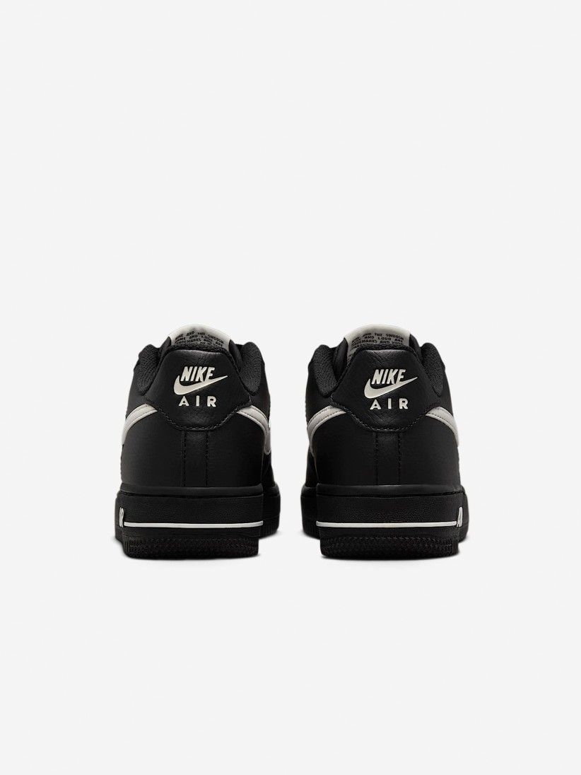 Sapatilhas Nike Air Force 1 Pretas e Brancas Jnior