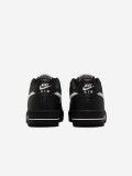 Sapatilhas Nike Air Force 1 Pretas e Brancas Jnior