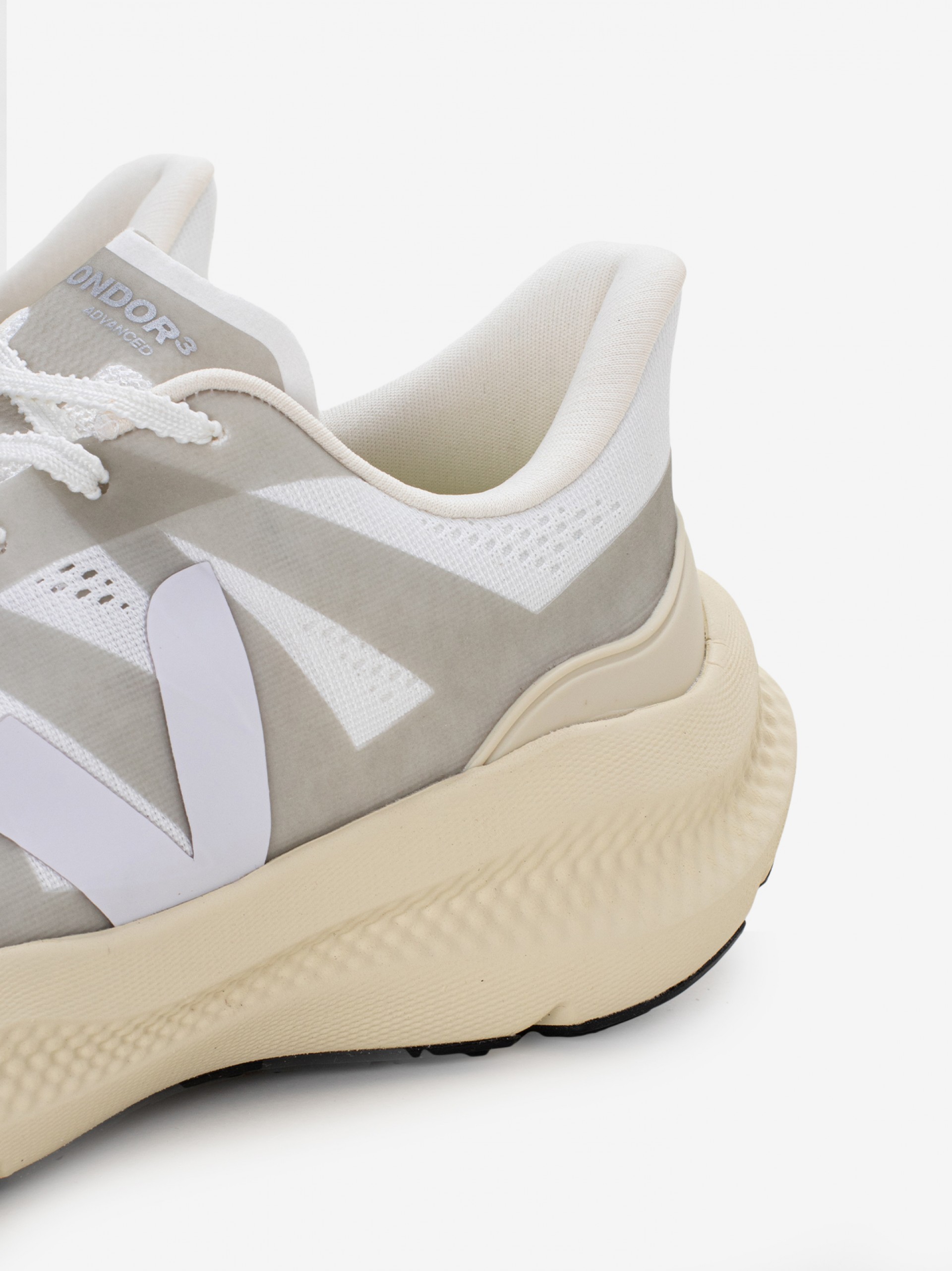 Sapatilhas de Running VEJA Condor 3 Advanced Brancas e Cinzentas